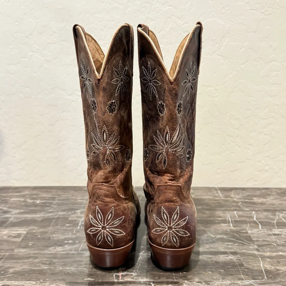Shyanne Daisy Mae Leather Floral Overlay Cowboy Boots - Picture 10 of 14